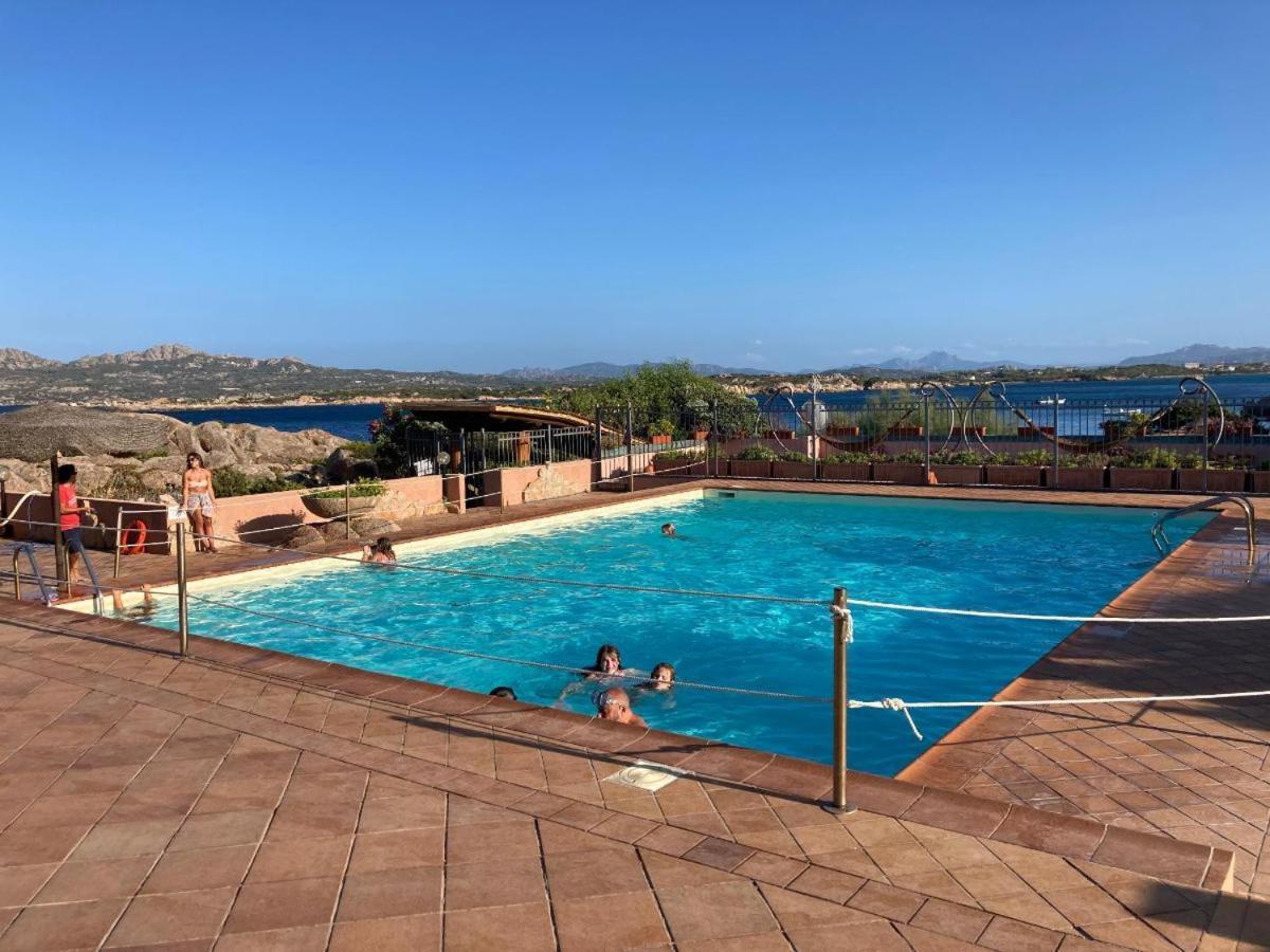 Casa Mughetto R5055 Seafront, Private Sea Access, Swimming Pool Villa La Maddalena  Exteriör bild
