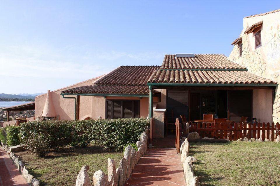 Casa Mughetto R5055 Seafront, Private Sea Access, Swimming Pool Villa La Maddalena  Exteriör bild