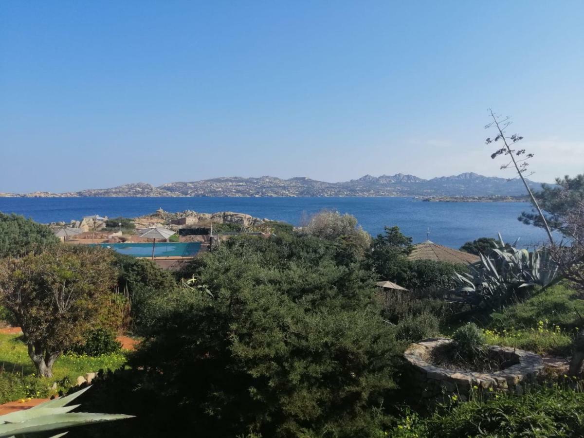 Casa Mughetto R5055 Seafront, Private Sea Access, Swimming Pool Villa La Maddalena  Exteriör bild